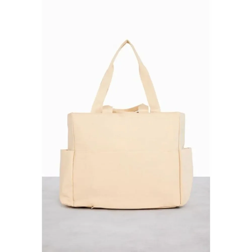 NWT Beis Sports Carryall Tote Duffle in Beige - Picture 8 of 8